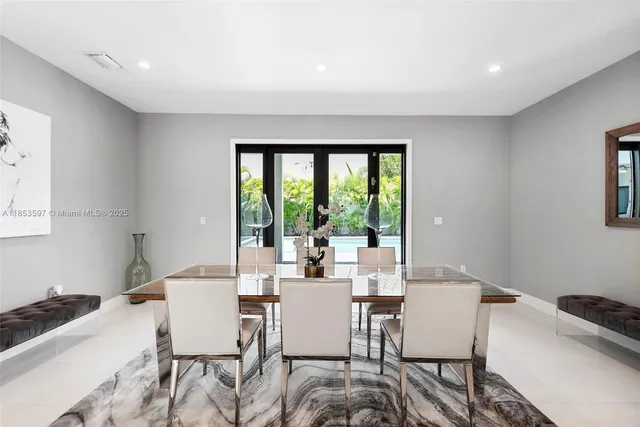 $30,000 | 5500 Southwest 67th Avenue, Miami, FL 33155