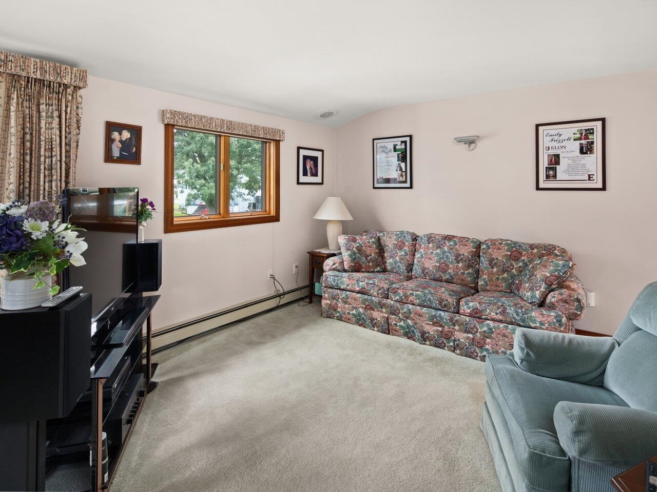 651 Falls Road Shelburne, VT 05482 - Photo 14 of 40 Gallery Image 14