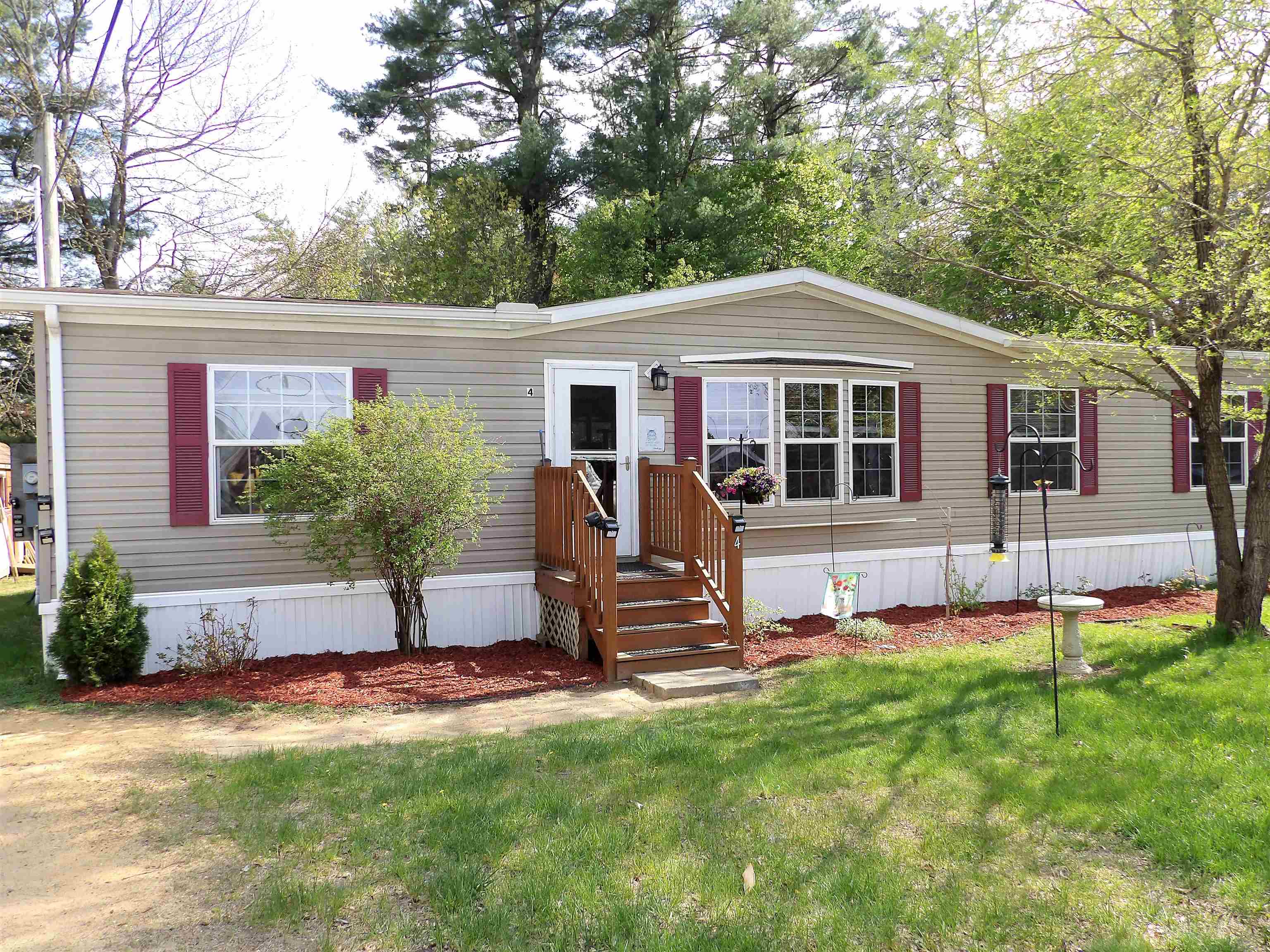 14 Sargent Street, Unit 4 Northfield, NH 03276 - Photo 31 of 40