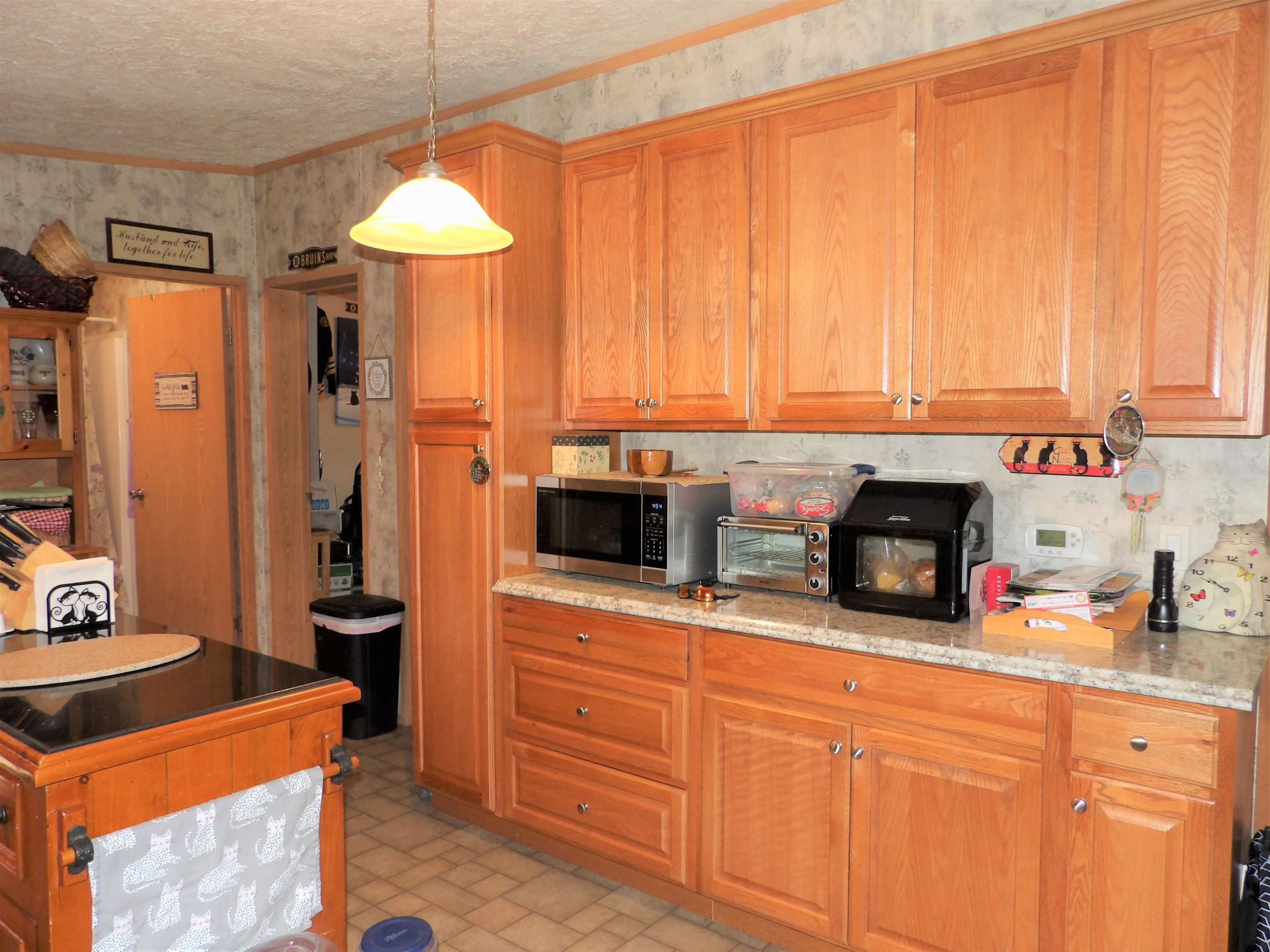 14 Sargent Street, Unit 4 Northfield, NH 03276 - Photo 4 of 40