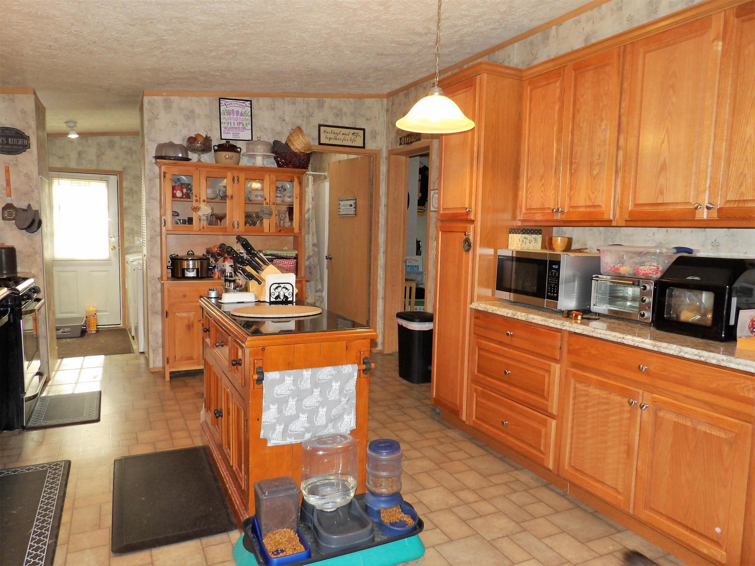14 Sargent Street, Unit 4 Northfield, NH 03276 - Photo 10 of 40