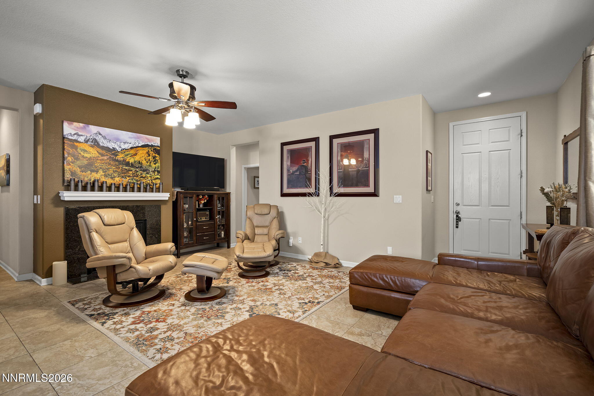 10725 Clear Vista Drive Reno, NV 89521 - Photo 5 of 21 5-web-or-mls-_DSC7054