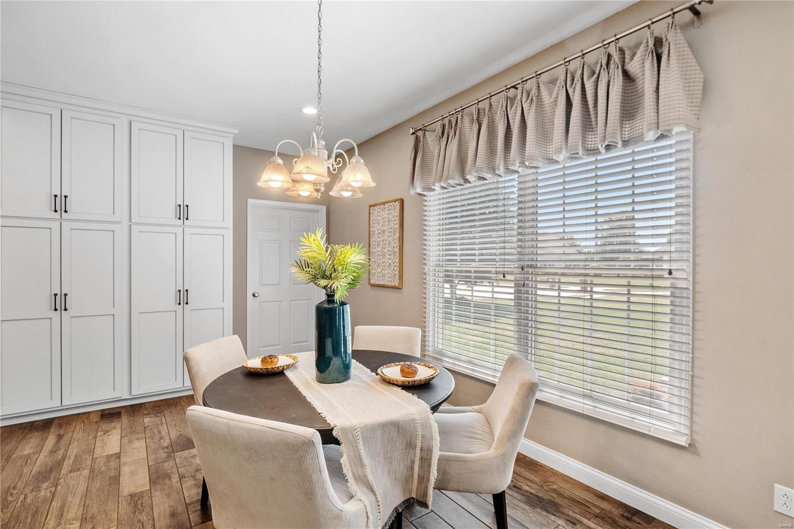 1703 Clover Ridge Columbia, IL 62236 - Photo 16 of 57