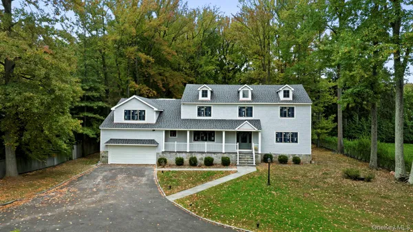 $3,595,000 | 39 A Barlow Lane, Rye, NY 10580