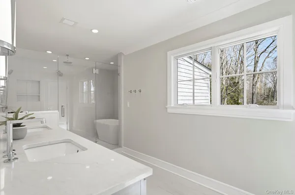 $3,595,000 | 39 A Barlow Lane, Rye, NY 10580