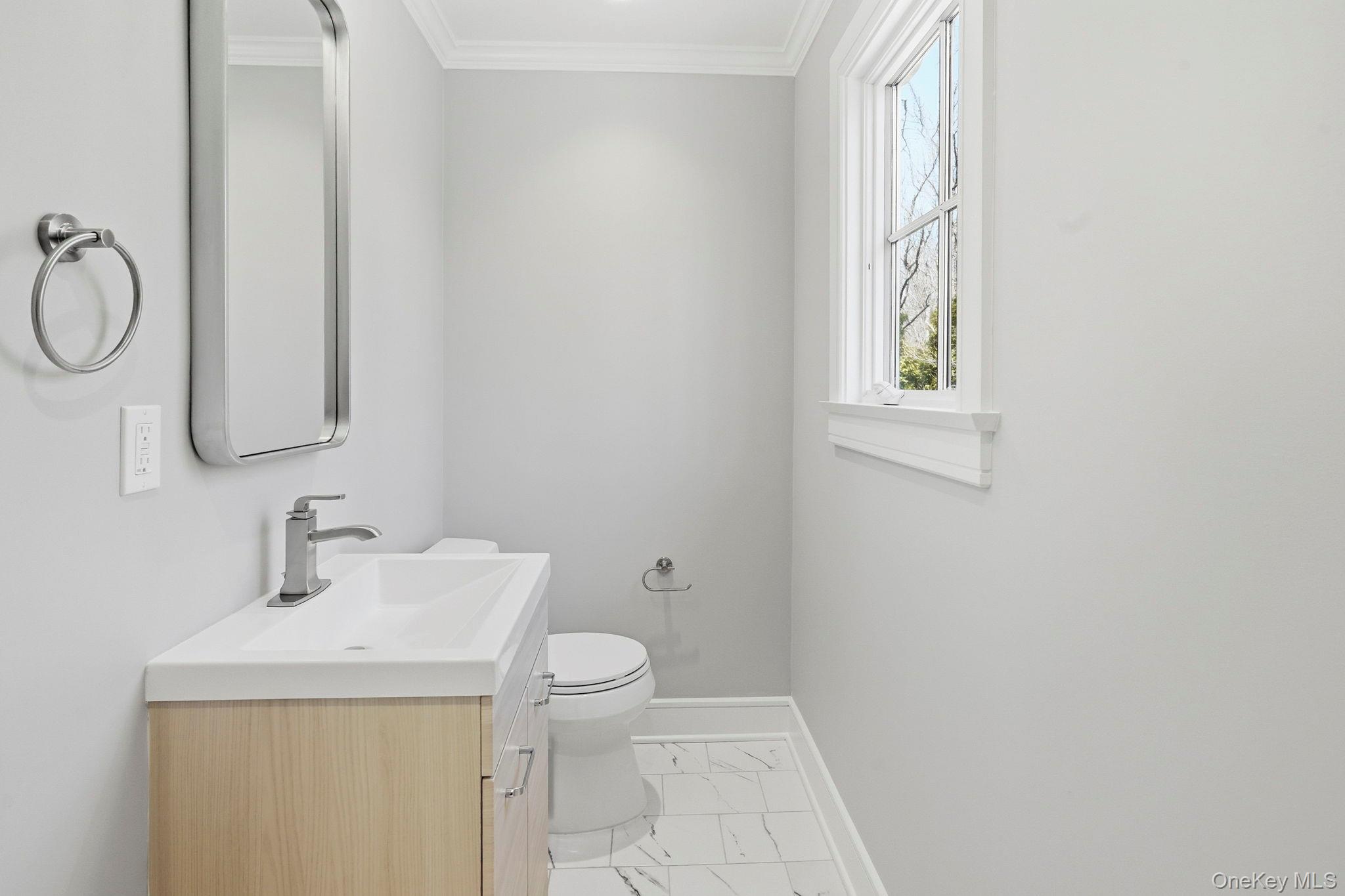 39 A Barlow Lane Rye, NY 10580 - Photo 25 of 43 Ensuite Bath Two Sink and Toilet