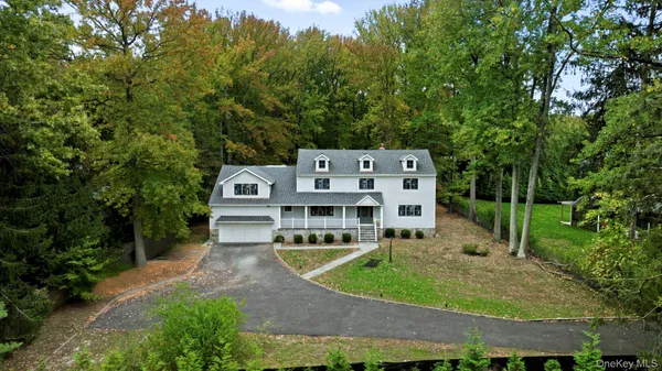 $3,595,000 | 39 A Barlow Lane, Rye, NY 10580