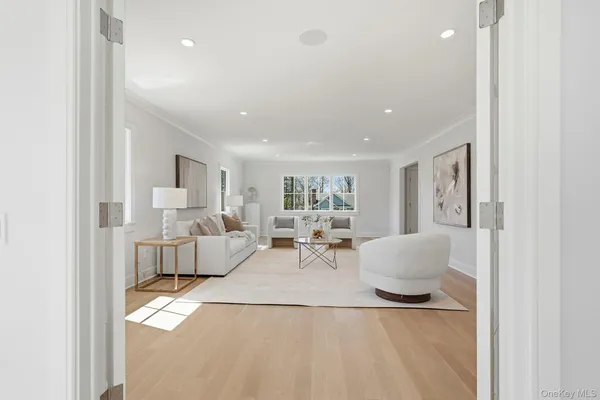$3,595,000 | 39 A Barlow Lane, Rye, NY 10580
