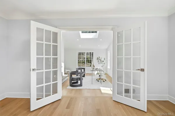 $3,595,000 | 39 A Barlow Lane, Rye, NY 10580