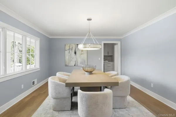 $3,595,000 | 39 A Barlow Lane, Rye, NY 10580