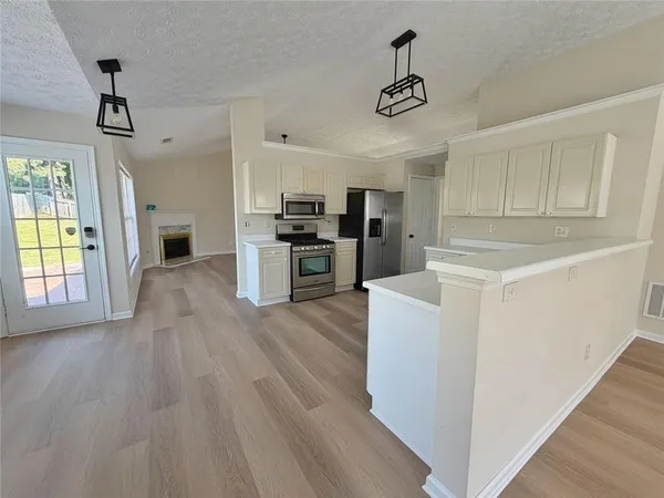 $2,500 | 902 Conners Cove Northwest, Lawrenceville, GA 30044