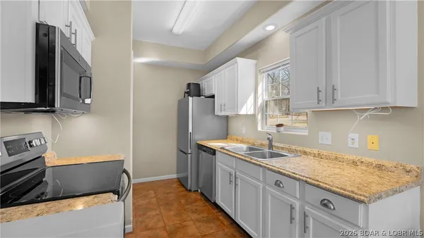 $339,000 | 34 Walnut Road, Lake Ozark, MO 65049