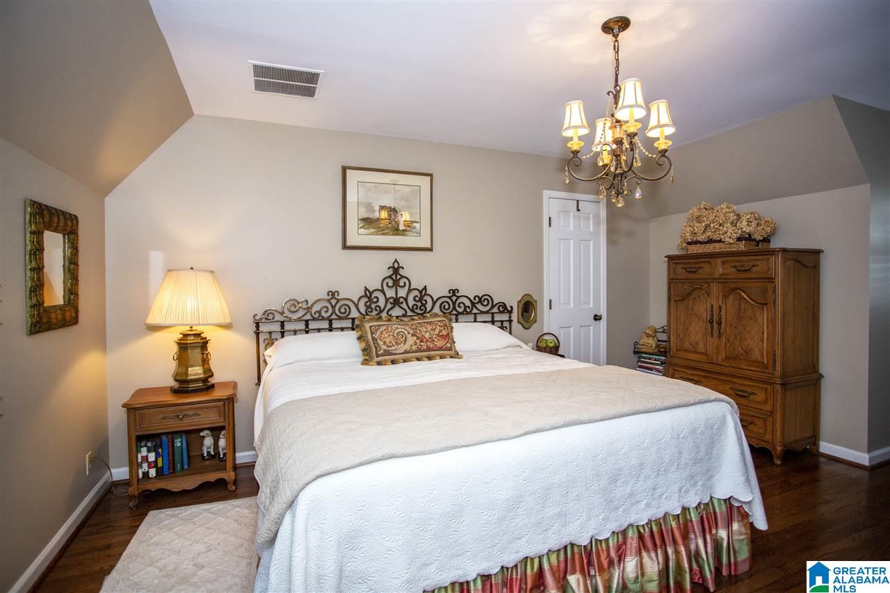 2608 Kings Ridge Drive Birmingham, AL 35243 - Photo 37 of 48