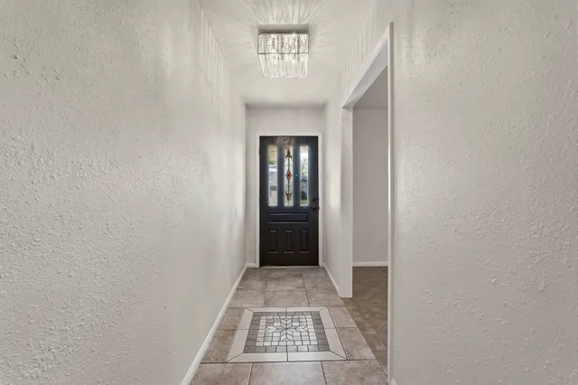 $2,500 | 2518 Henderson Lane, Deer Park, TX 77536