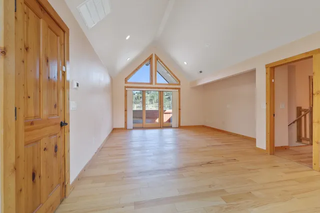 $1,320,000 | 23612 North Westlake Drive, Nine Mile Falls, WA 99026