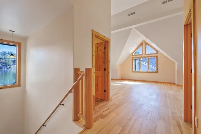 $1,320,000 | 23612 North Westlake Drive, Nine Mile Falls, WA 99026