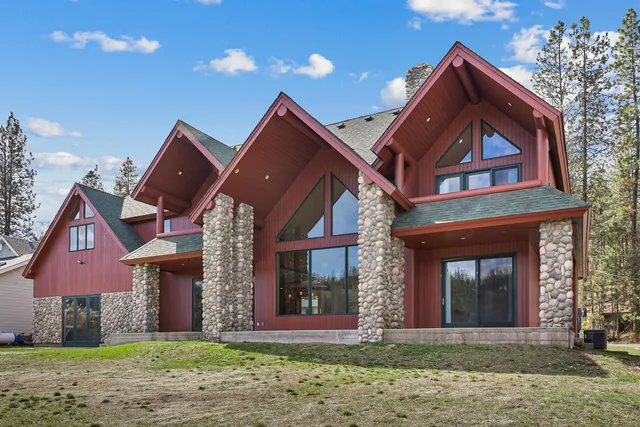 $1,320,000 | 23612 North Westlake Drive, Nine Mile Falls, WA 99026