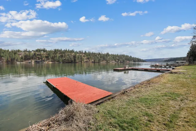 $1,320,000 | 23612 North Westlake Drive, Nine Mile Falls, WA 99026