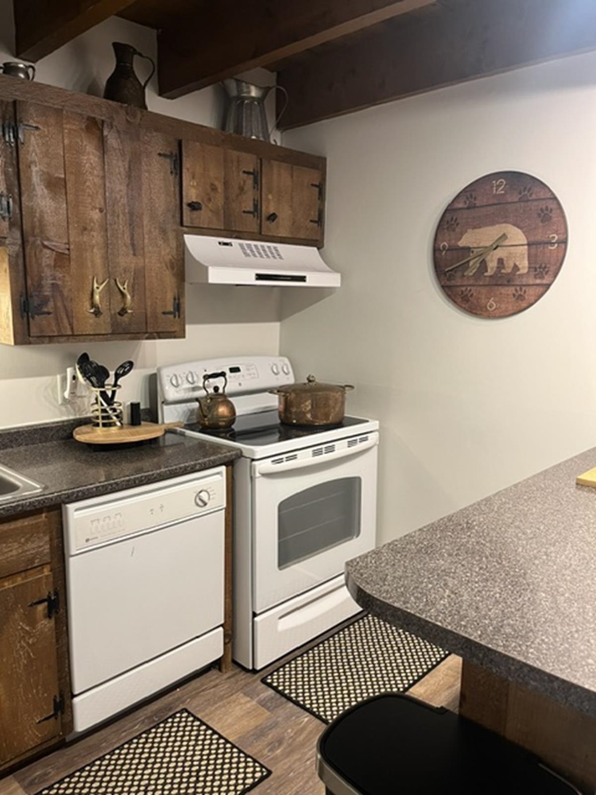 574 Willard Road, Unit 2C Hartford, VT 05059 - Photo 15 of 26