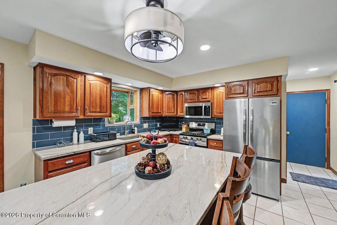 117 Ridgeview Drive Scranton, PA 18504 - Photo 18 of 85 Kitchen