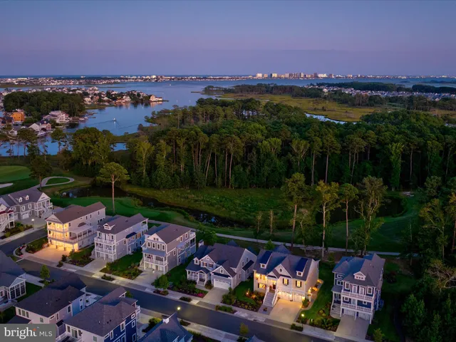 $1,890,000 | 32046 Baywind Walk, Selbyville, DE 19975