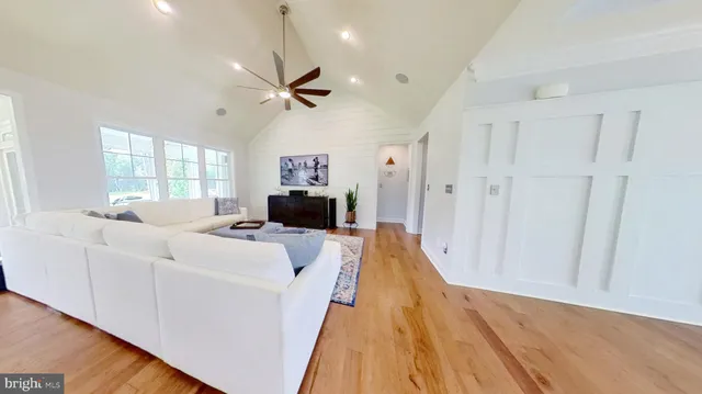 $1,890,000 | 32046 Baywind Walk, Selbyville, DE 19975