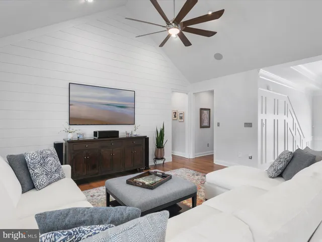 $1,890,000 | 32046 Baywind Walk, Selbyville, DE 19975