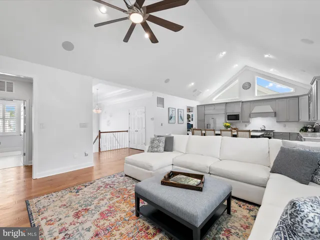 $1,890,000 | 32046 Baywind Walk, Selbyville, DE 19975