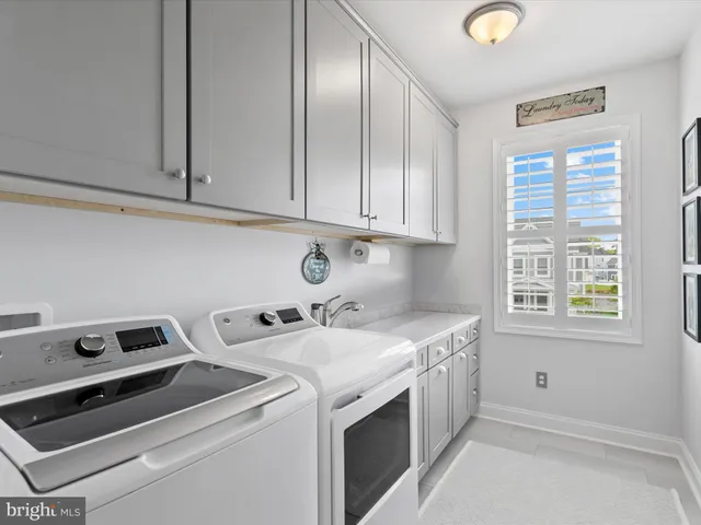 $1,890,000 | 32046 Baywind Walk, Selbyville, DE 19975