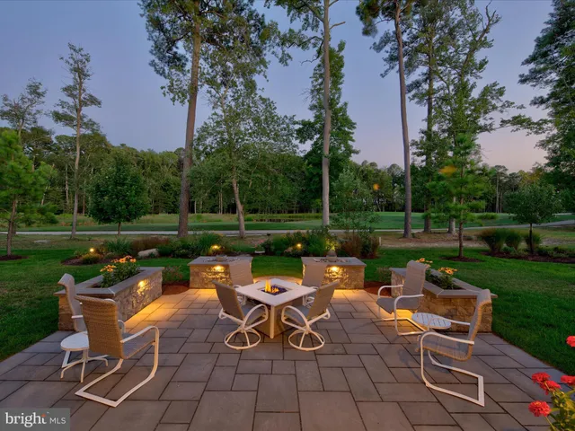 $1,890,000 | 32046 Baywind Walk, Selbyville, DE 19975