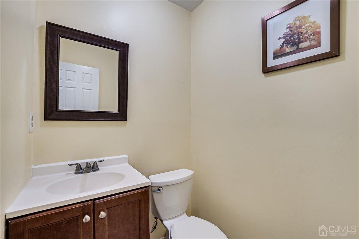 11 Tulip Court Edison, NJ 08820 - Photo 25 of 47