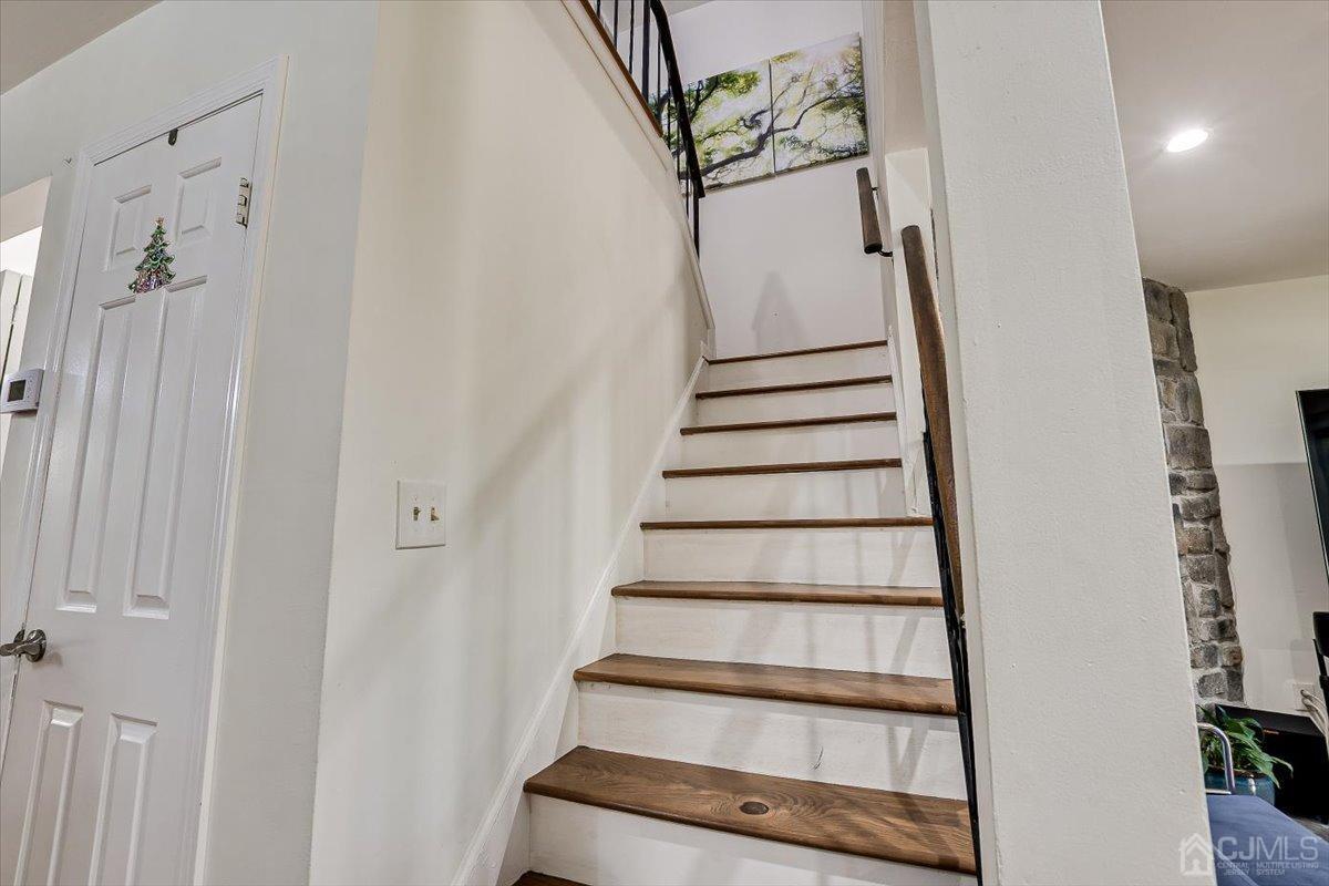 11 Tulip Court Edison, NJ 08820 - Photo 26 of 47