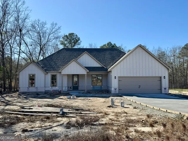 $299,900 | 157 Country World Drive, Macon, GA 31211