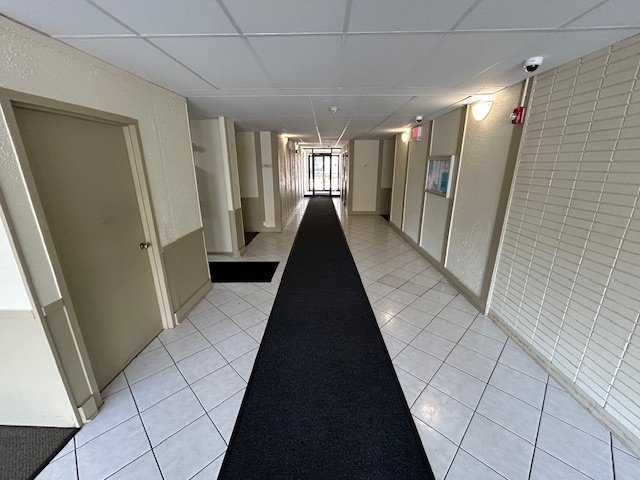 9701 North Dee Road, Unit 5D Niles, IL 60714 - Photo 6 of 46 Gallery Image 6
