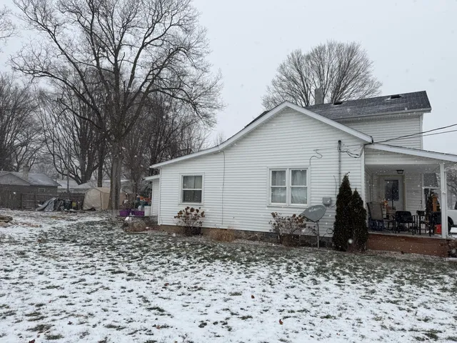 $199,900 | 108 North Lincoln Avenue, Three Rivers, MI 49093