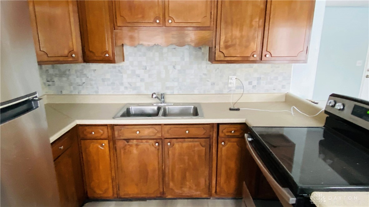 4213 Rydale Road Dayton, OH 45405 - Photo 14 of 29 Gallery Image 14