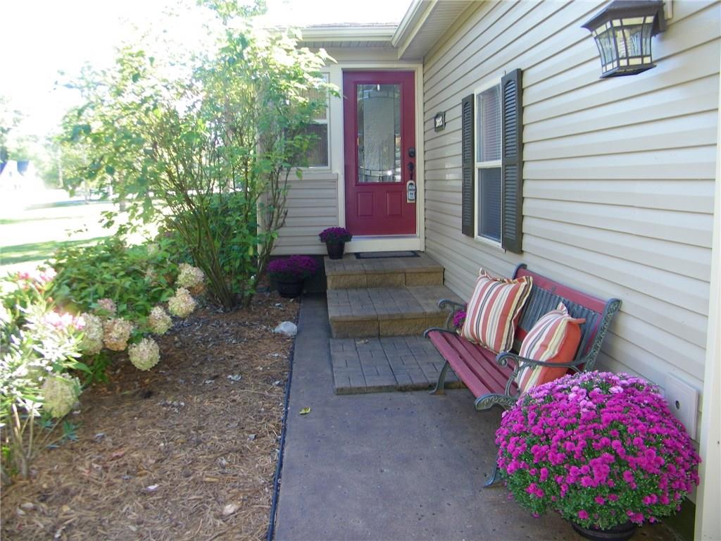 3095 Carr Hill Road Columbus, IN 47201 - Photo 2 of 24 Gallery Image 2