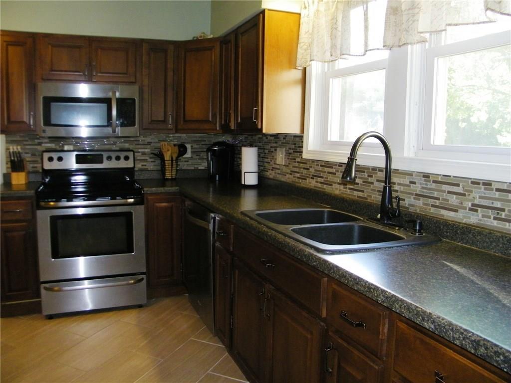 3095 Carr Hill Road Columbus, IN 47201 - Photo 12 of 24 Gallery Image 12