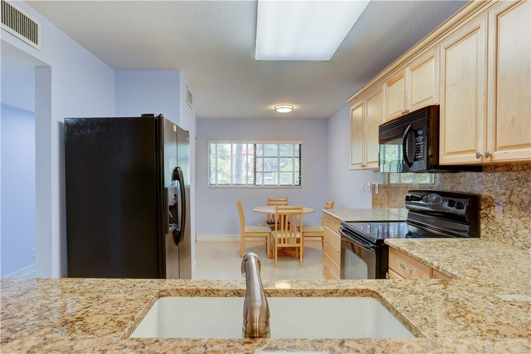 15075 Witney Road, Unit 107 Delray Beach, FL 33484 - Photo 7 of 42 Photo 7