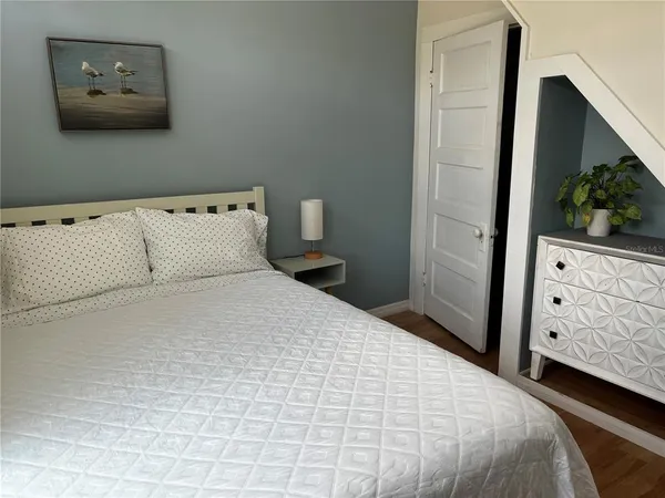 $999,500 | 945 11th Street North, St. Petersburg, FL 33705