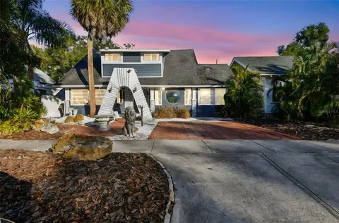 $999,500 | 945 11th Street North, St. Petersburg, FL 33705