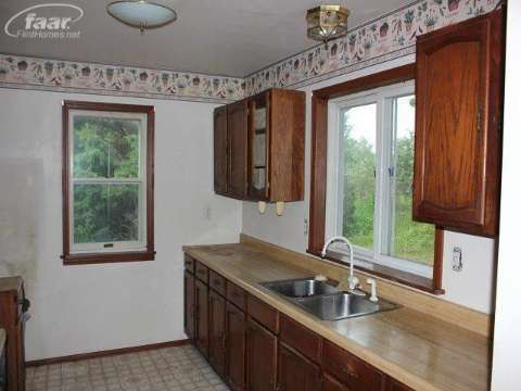 11636 McCaughna Road Byron, MI 48418 - Photo 6 of 52 20413315-5.JPG