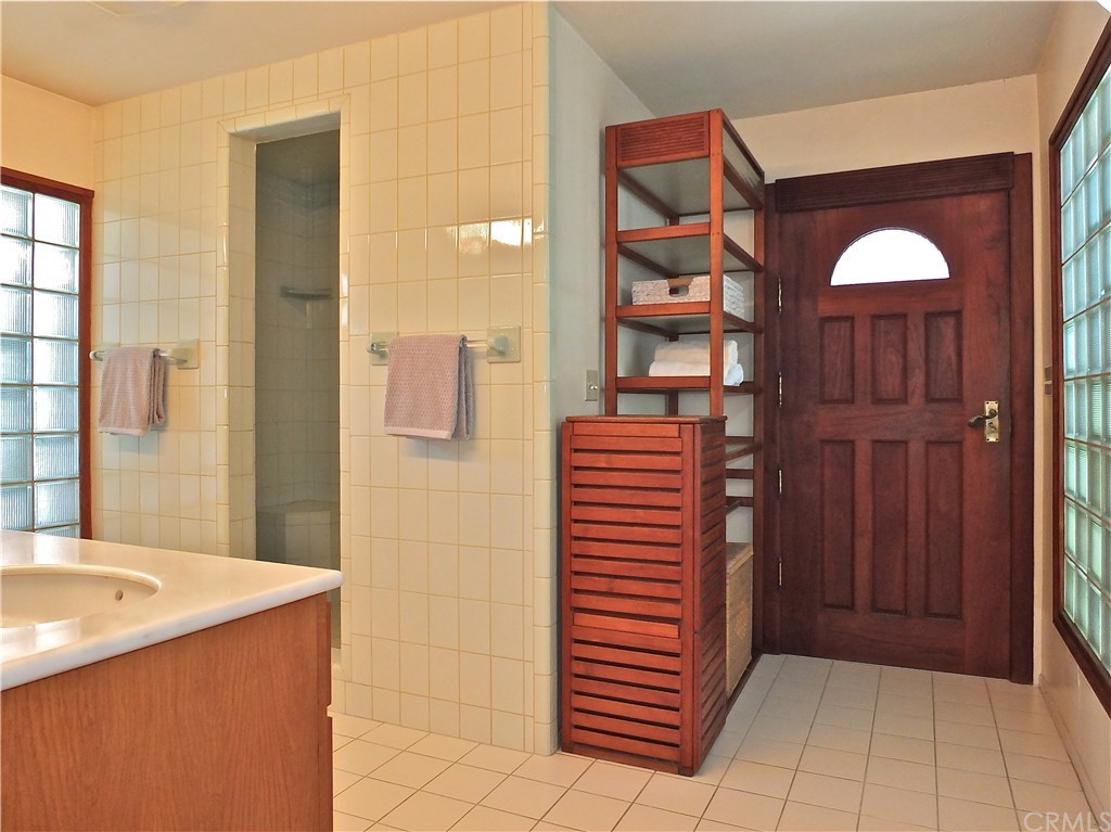 2256 Faust Avenue Long Beach, CA 90815 - Photo 39 of 58