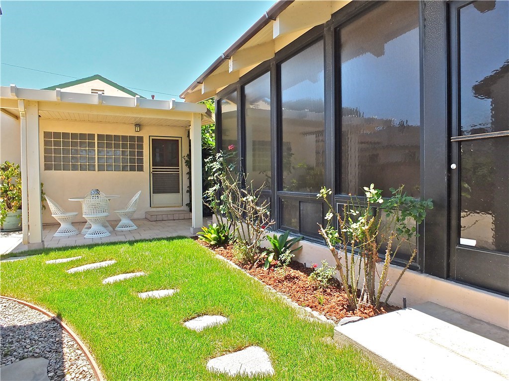 2256 Faust Avenue Long Beach, CA 90815 - Photo 52 of 58