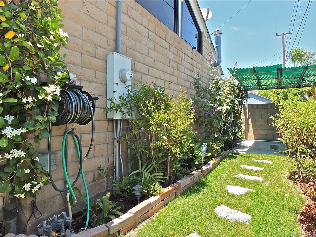 2256 Faust Avenue Long Beach, CA 90815 - Photo 54 of 58