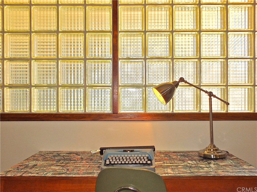 2256 Faust Avenue Long Beach, CA 90815 - Photo 10 of 58