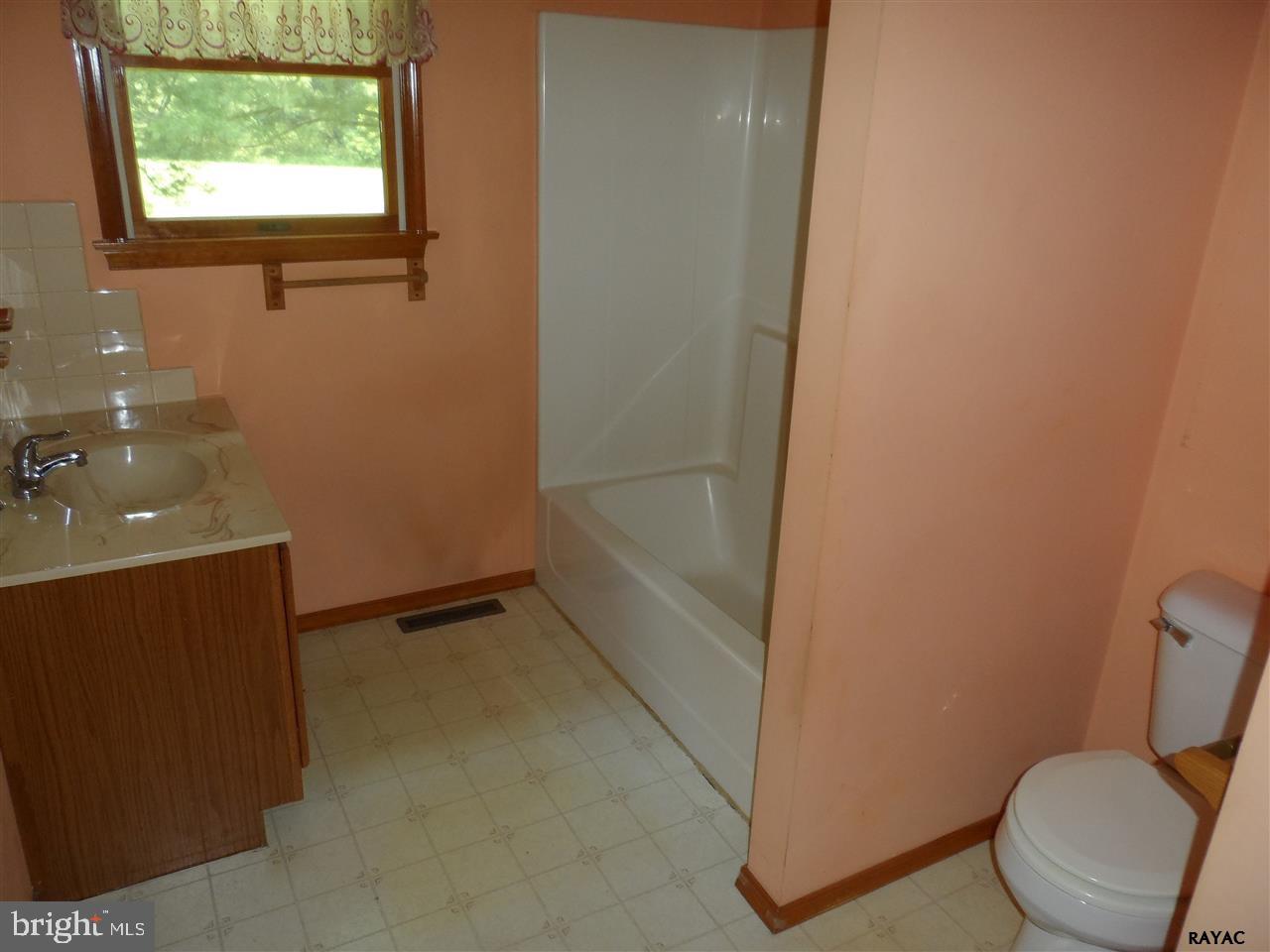 298 Frost Road Gardners, PA 17324 - Photo 11 of 16 Gallery Image 11
