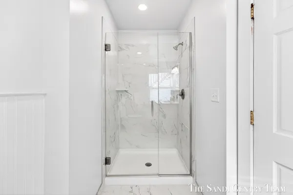 $749,900 | 209 Clinton Avenue, Grand Haven, MI 49417