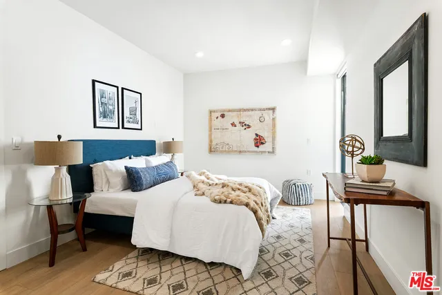 $10,000 | 3651 Regal Place, Unit 303, Los Angeles, CA 90068