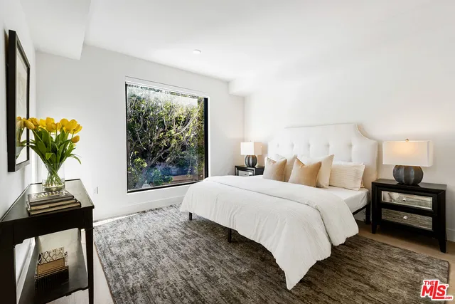 $10,000 | 3651 Regal Place, Unit 303, Los Angeles, CA 90068